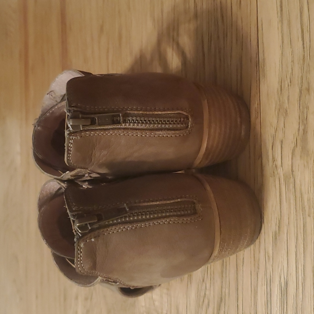 Seychelles Women's Strappy Ankle Gander Booties Tan Taupe Block Heel Leather 10 - Picture 3 of 10